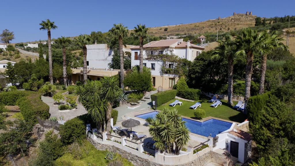 Commercial for Sale in Alcaucin