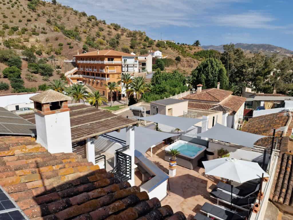 Town House for Sale in Vinuela