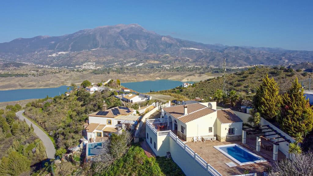 villa for Sale in Los Romanes