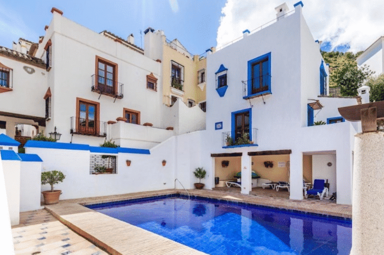 penthouse for Sale in Benahavis