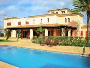 Country House for Sale in Petra