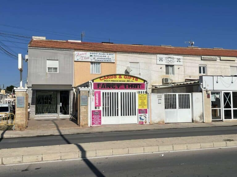 Commercial for Sale in Torrevieja