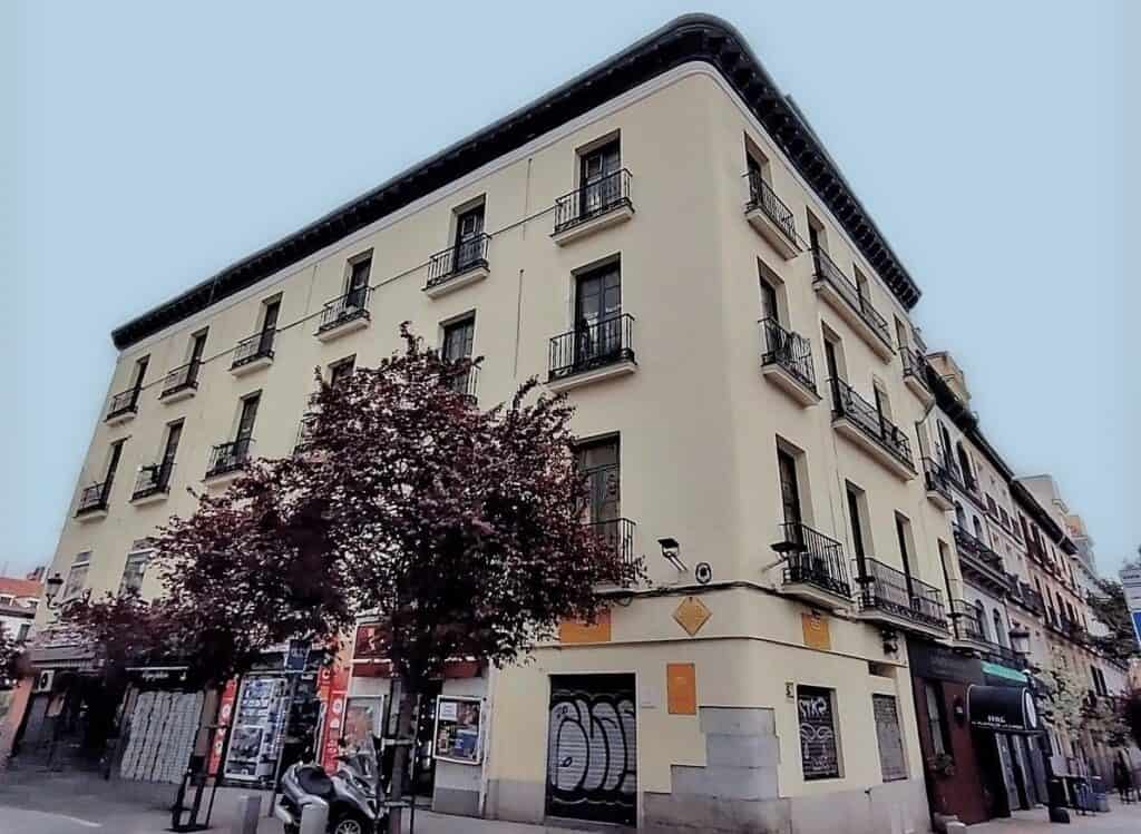 Commercial for Sale in Madrid