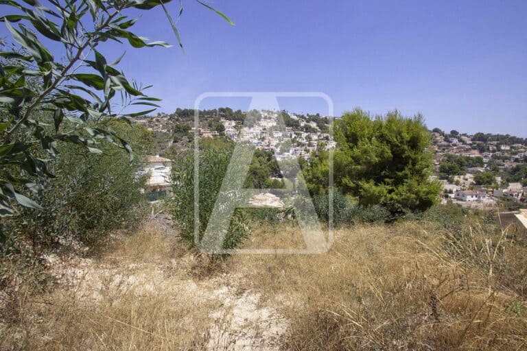 Plot for Sale in Benissa