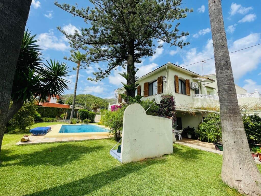 Country House for Sale in Pedreguer