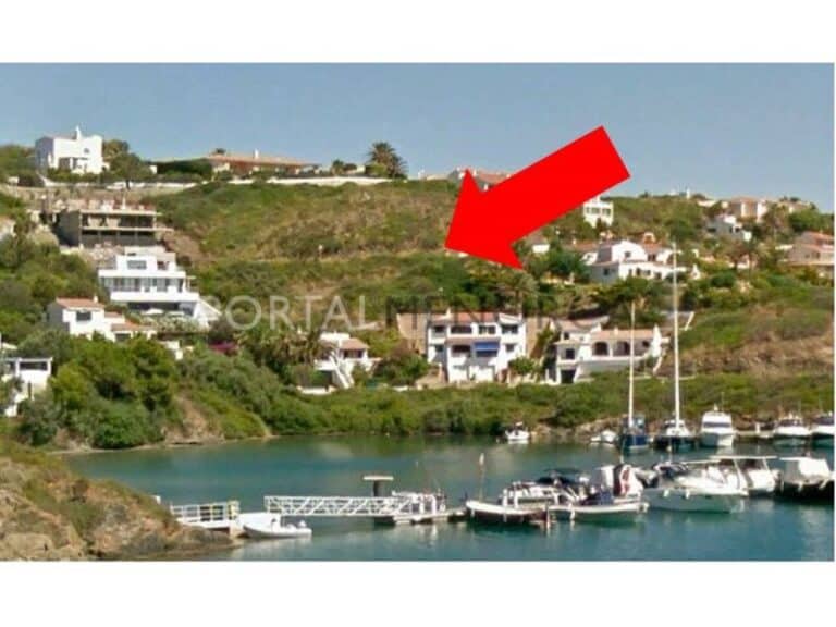 Plot for Sale in Cala Llonga