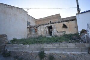 Country House for Sale in Oria