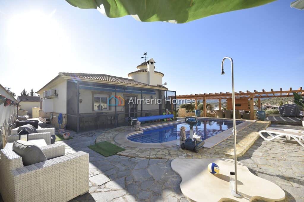 Villa for Sale in Cantoria
