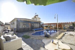 Villa à vendre à Cantoria