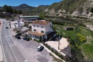 Commercial for Sale in Albanchez