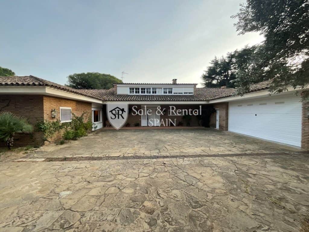 villa for Sale in Sant Andreu De Llavaneres