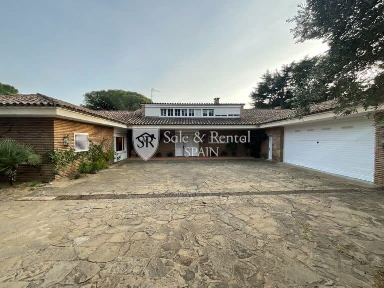 villa for Sale in Sant Andreu De Llavaneres