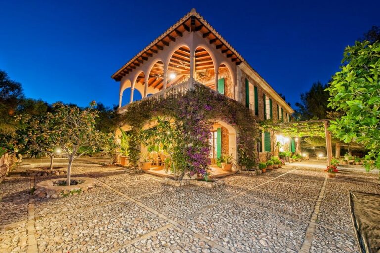 Country House for Sale in Porreres