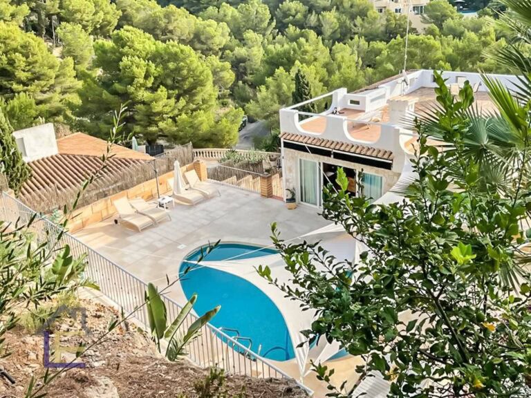 villa for Sale in Palma De Mallorca