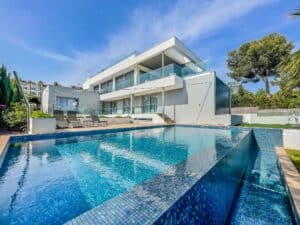 villa for Sale in Santa Ponsa