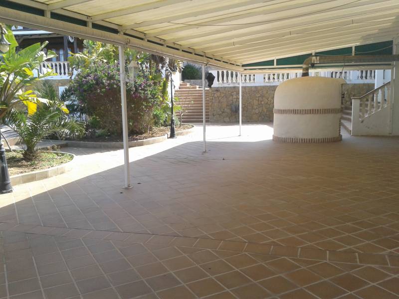 Commercial for Sale in Alaior