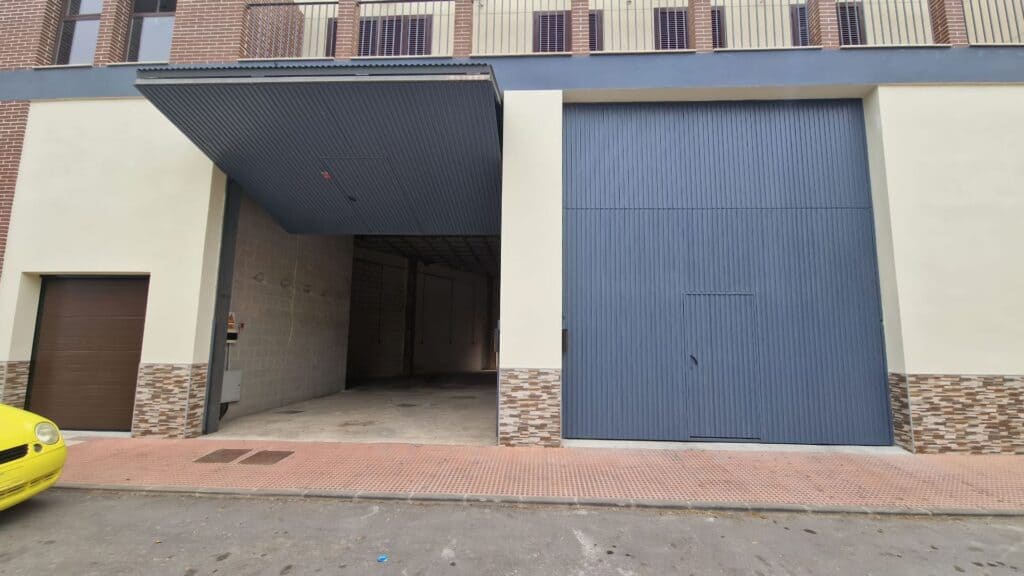 Commercial for Sale in Alhaurín el Grande