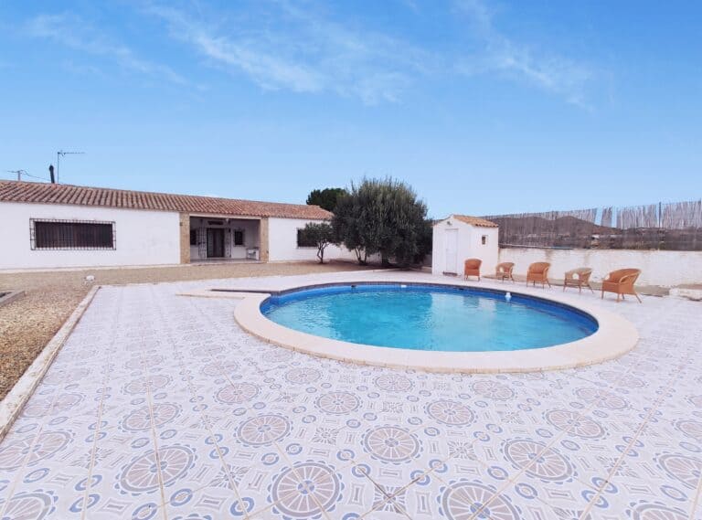 Villa for for sale in Antas