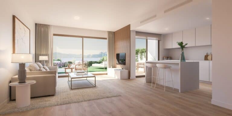 Town House for Sale in Alicante