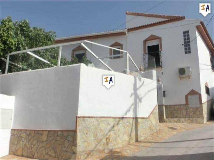 Town House for Sale in Tozar