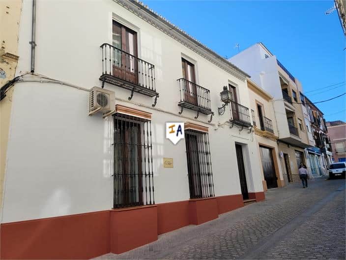 Town House for Sale in Moron de la Frontera