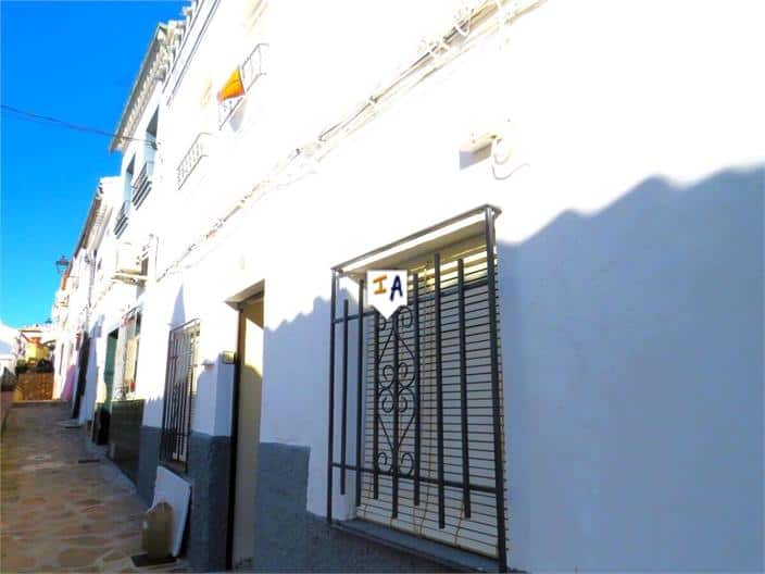 Town House for Sale in Martos