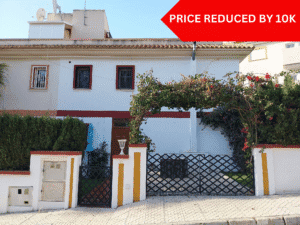 Town house for Sale in Villamartin