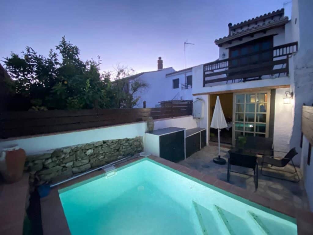Town House for Sale in Cortes de la Frontera