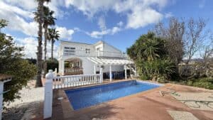 Country house for Sale in Alhaurín de la Torre