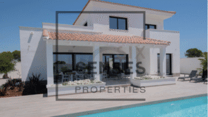 Villa for Sale in Lo Pepin