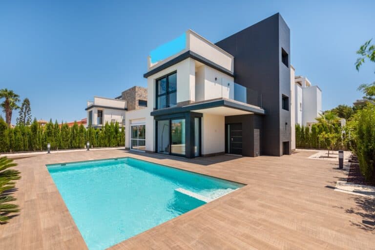 Villa for Sale in La Manga del Mar Menor