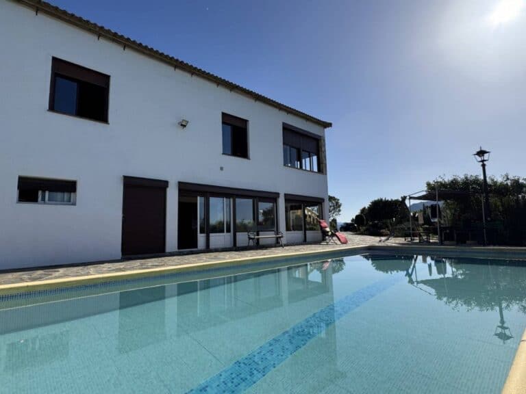 country house for Sale in Cadiz