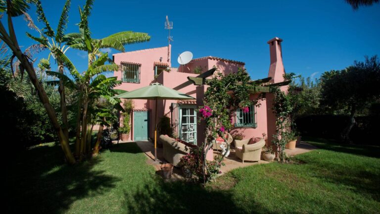 country house for Sale in Estepona