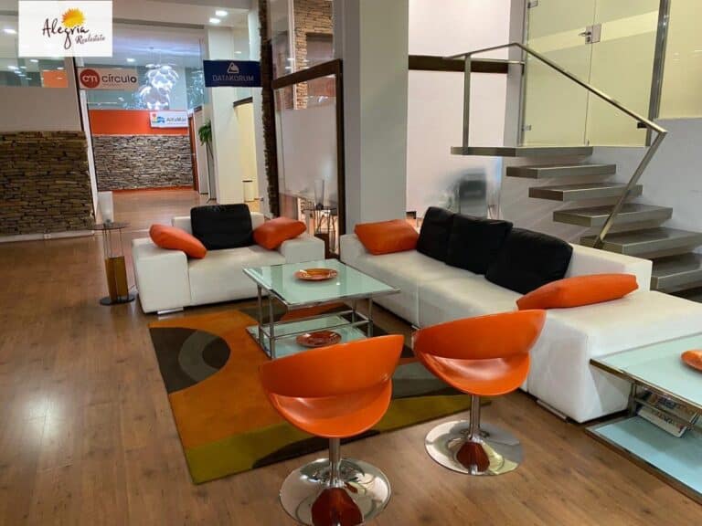 Commercial for sale in Valencia