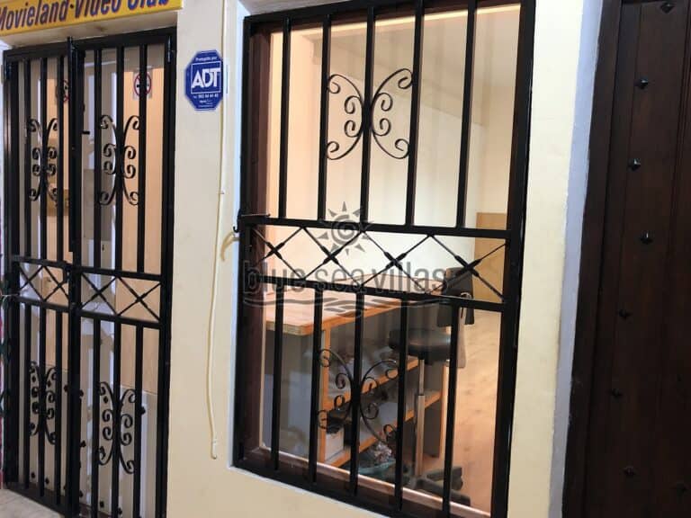 Commercial for Sale in Mojacar Playa