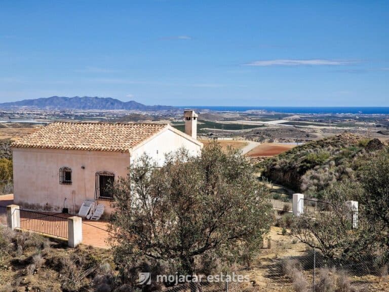 Country House for Sale in Los Gallardos