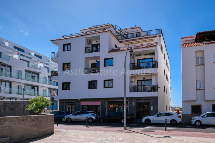 apartment for Sale in Edf Puerto de Santiago