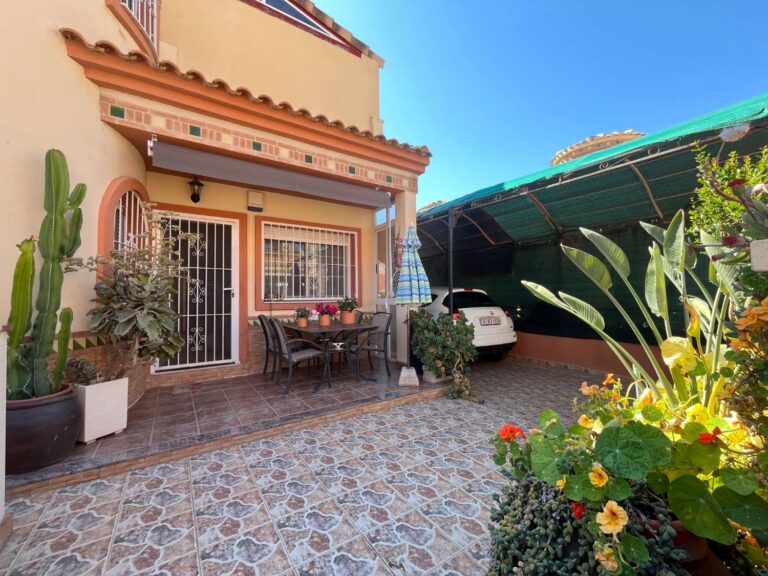 Villa for Sale in Orihuela