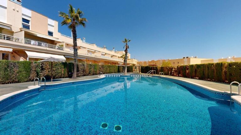 apartment for Sale in Cabo Roig