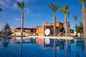 Country House for Sale in Dolores