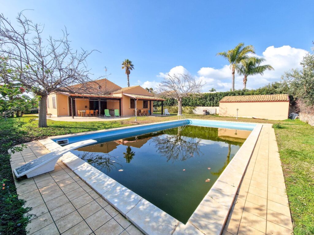 villa for Sale in Scicli