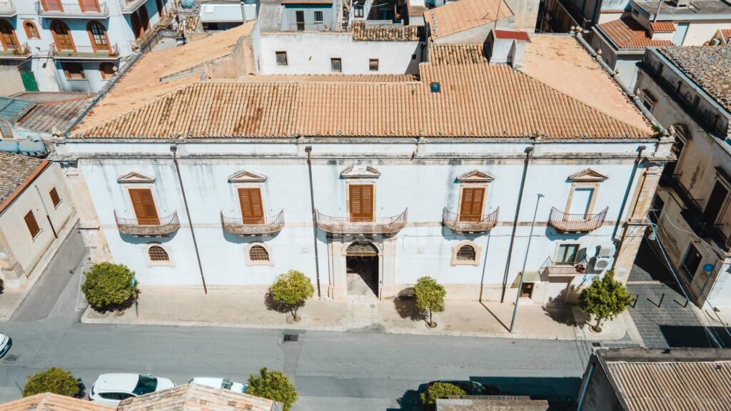 Commercial for Sale in Rosolini