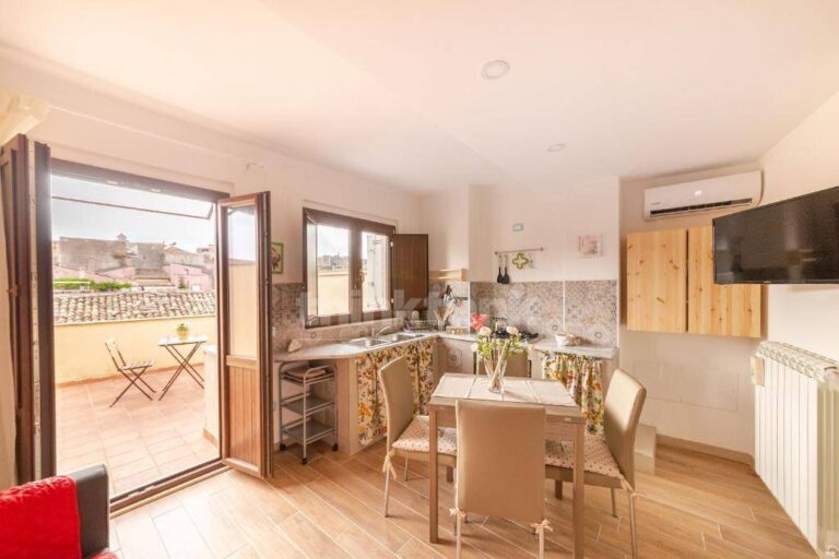 apartment for Sale in Palazzolo Acreide