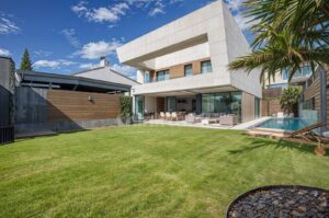 villa for Sale in Boadilla Del Monte