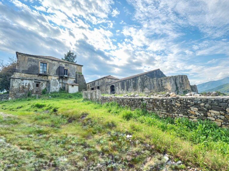 country house for Sale in Calatabiano