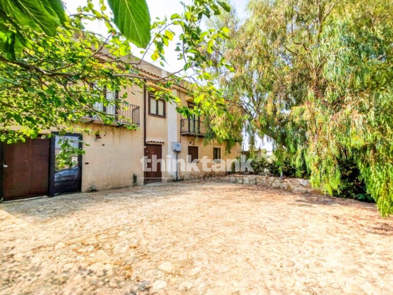 country house for Sale in Agrigento