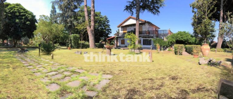 villa for Long Term Rental in Riposto