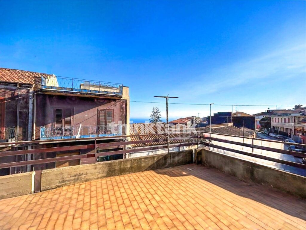 apartment for Sale in Aci Castello