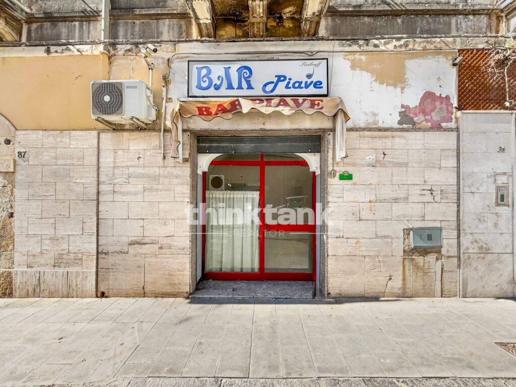 Commercial for Sale in Siracusa