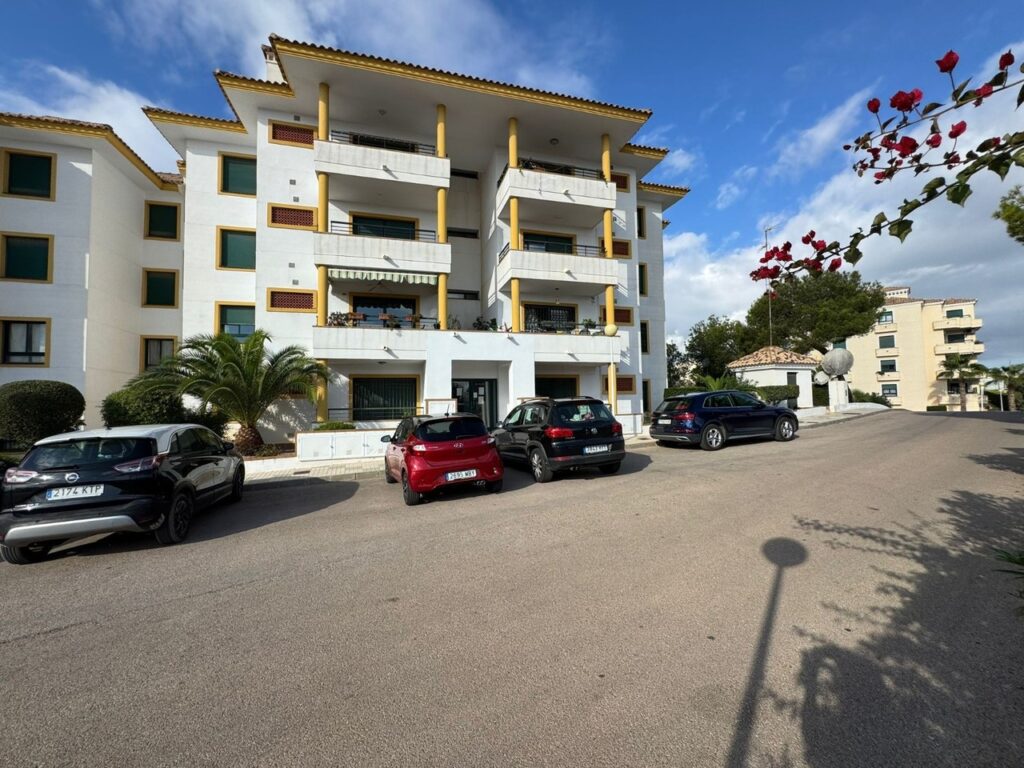 apartment for Sale in Dehesa De Campoamor